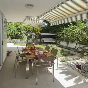  Apartment Deluxe Lea With Large Garden Croatia
